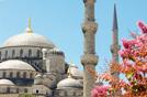 Immagine di sfondo della pagina Per Amadeus è Istanbul la preferita di primavera
