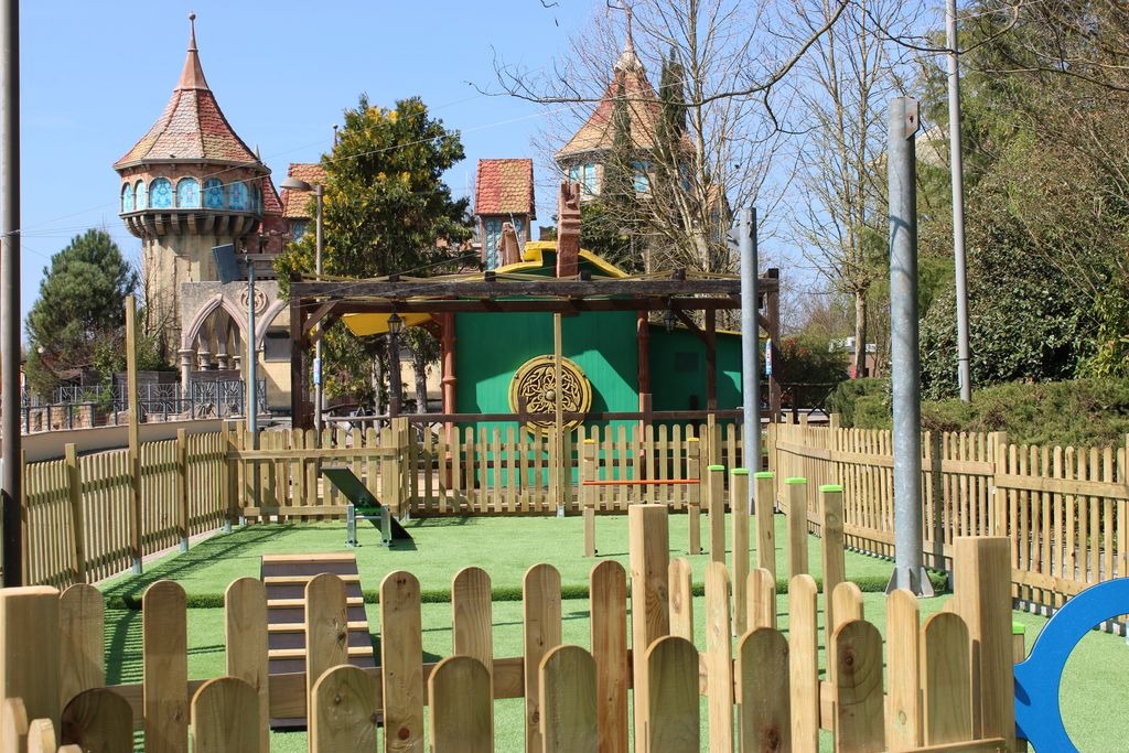 Immagine A MagicLand arriva DogLand: il parco divertimenti apre agli amici a quattro zampe