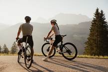 Immagine di sfondo della pagina Alta Badia: dove ogni pedalata é un'esperienza unica