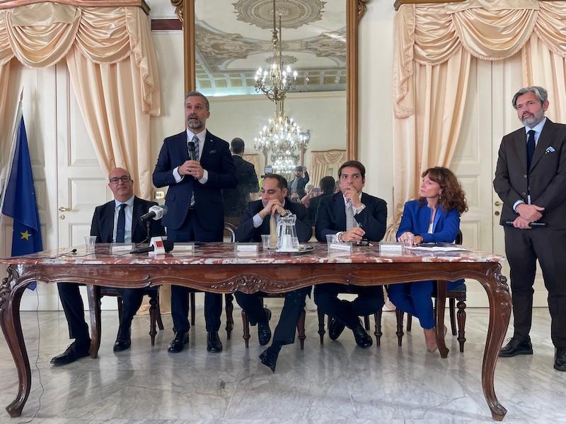 Immagine di sfondo della pagina Costa Crociere debutta a Taranto nel 2023