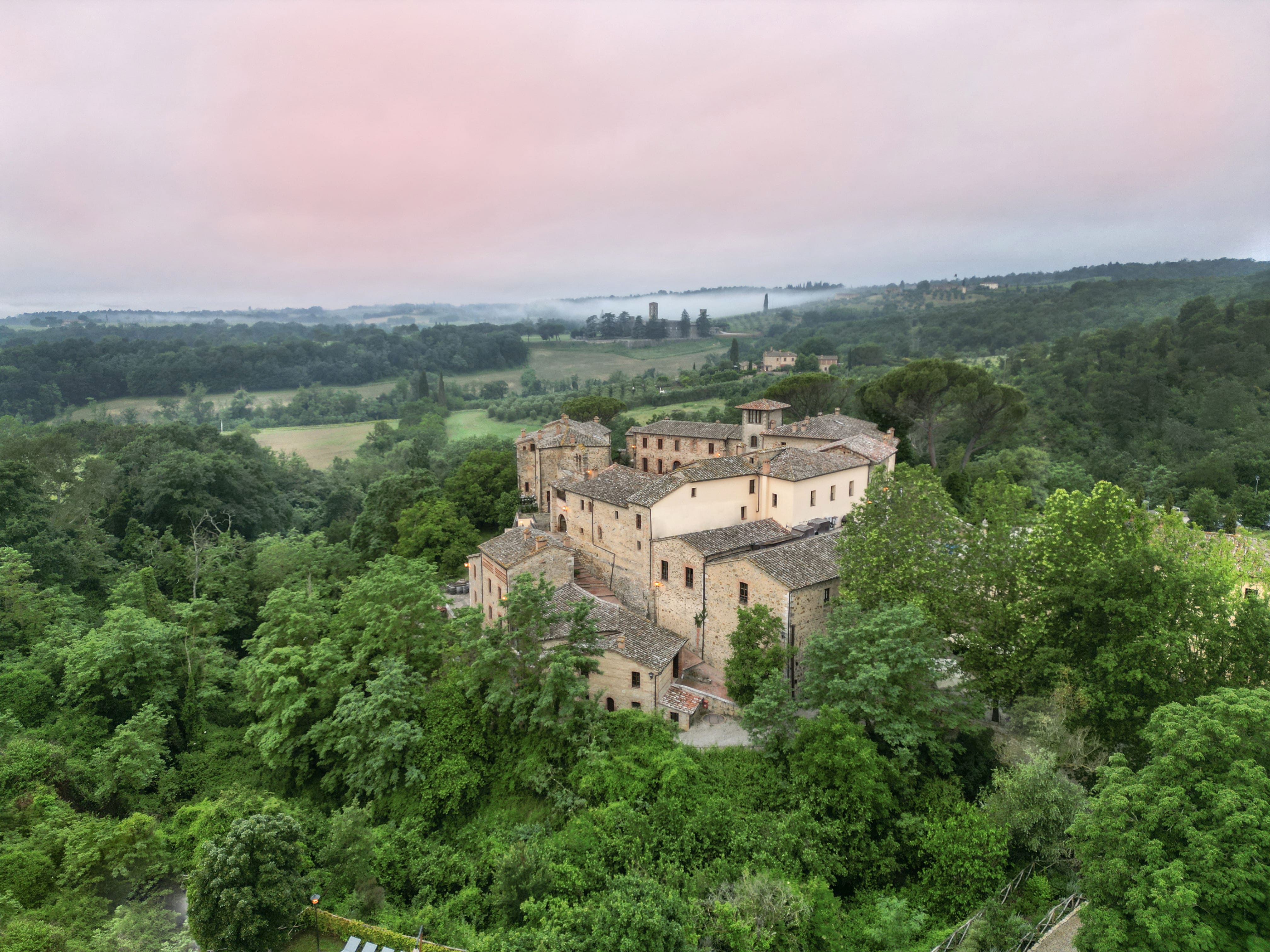 Castel Monastero (1)