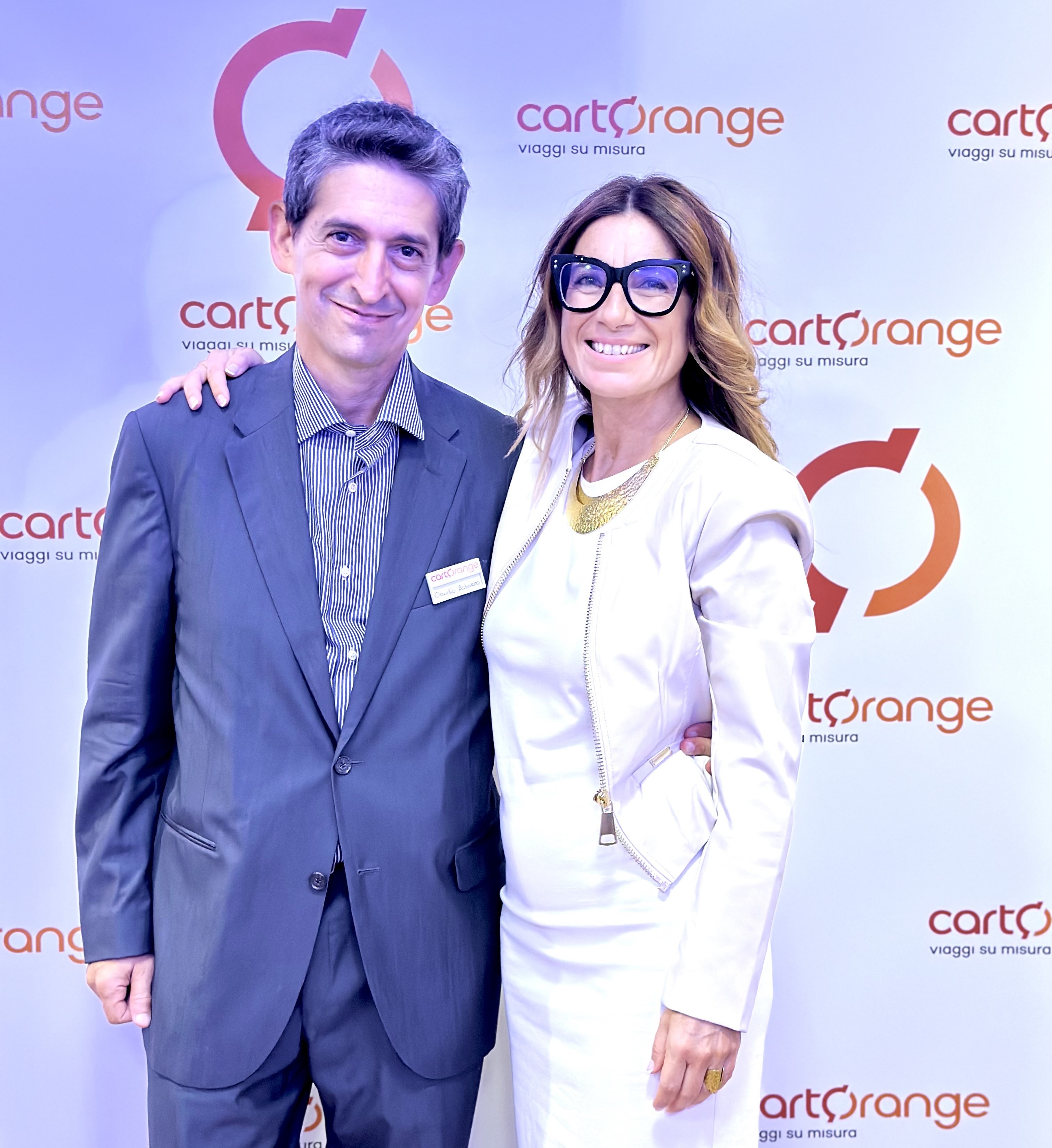 Immagine di sfondo della pagina Mariagrazia Verna è la nuova Responsabile Commerciale del Tour Operator CartOrange