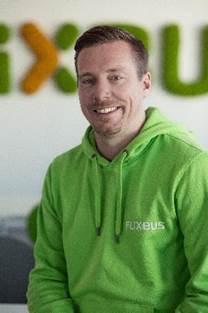 Immagine di sfondo della pagina FlixBus: 1° autobus elettrico a lunga percorrenza