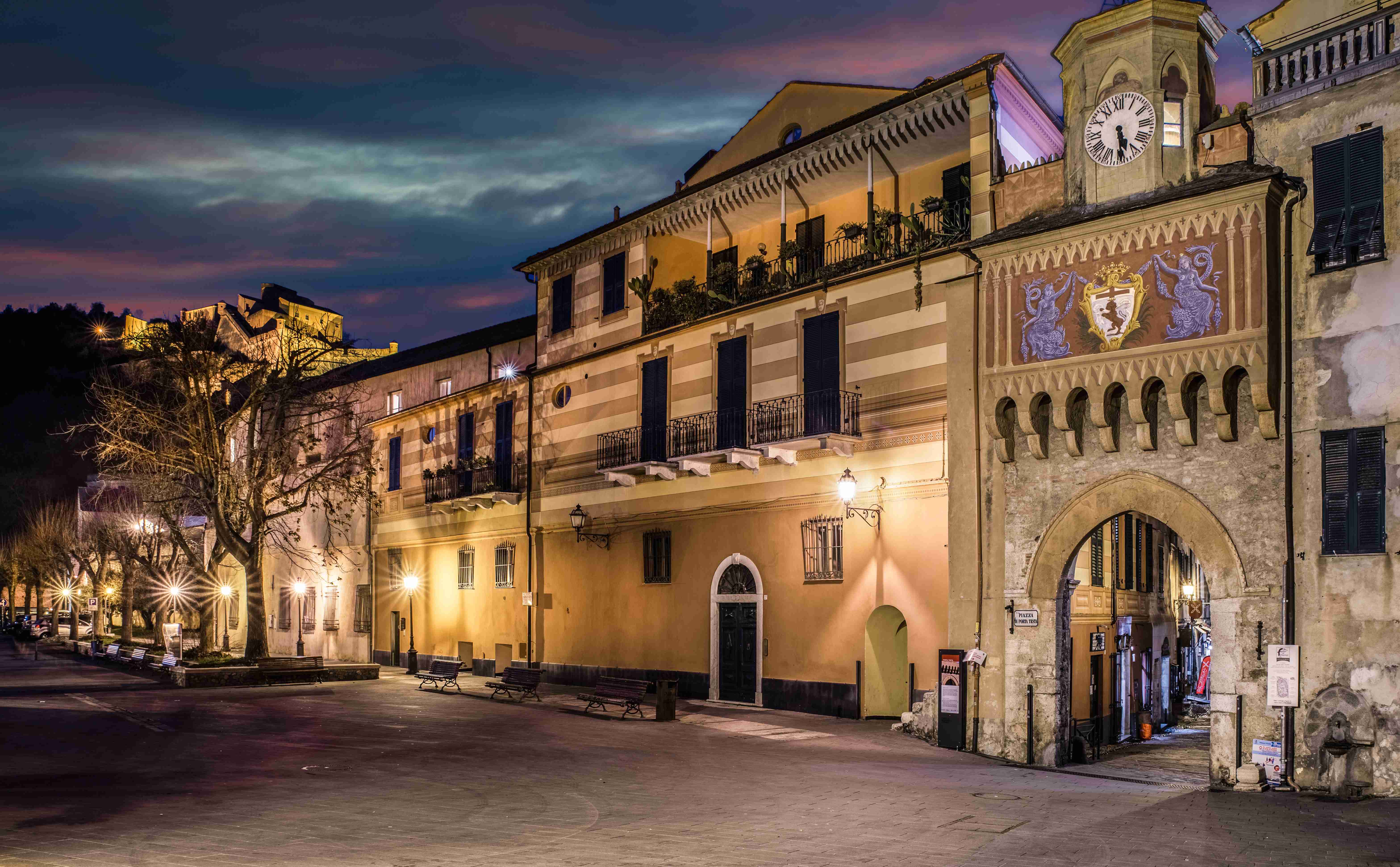 Immagine di sfondo della pagina Finale Ligure punta sul turismo e fa il pieno di eventi