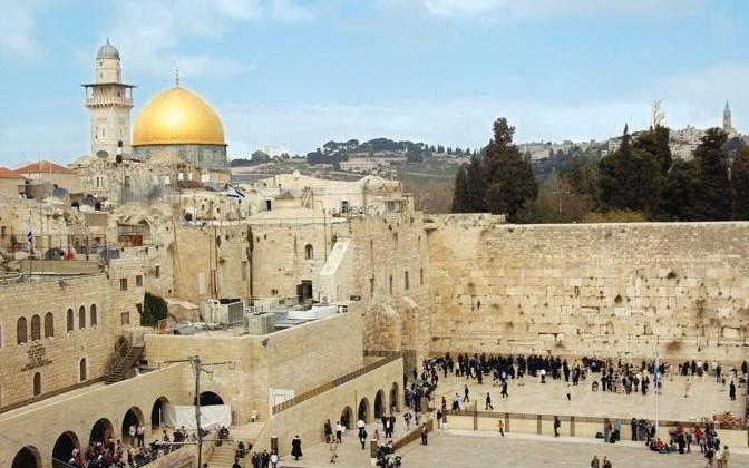 Immagine di sfondo della pagina Gerusalemme lancia un virtual tour