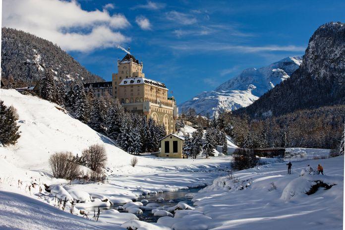 Immagine di sfondo della pagina Svizzera, il Natale in Alta Engadina