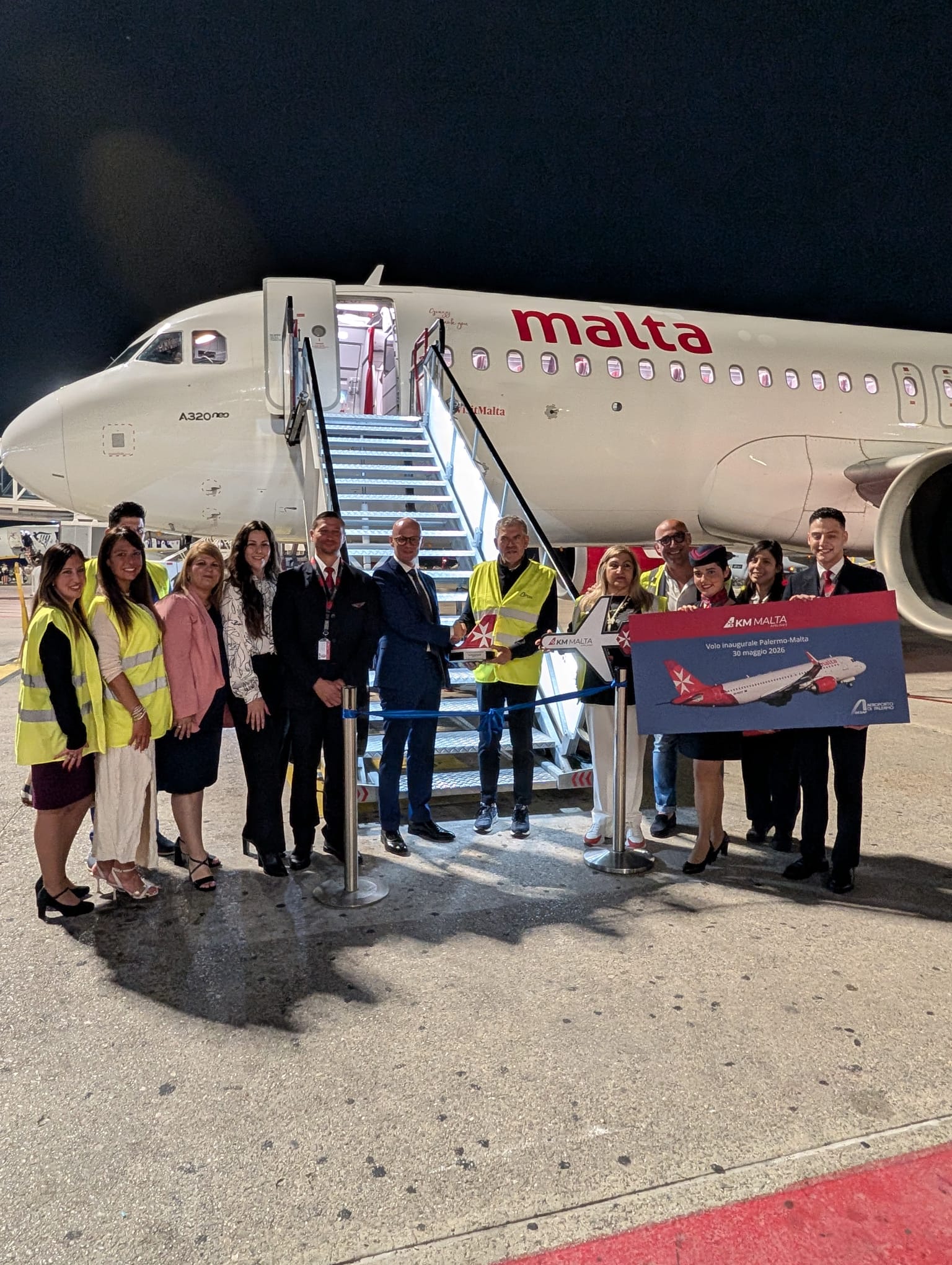 Immagine di sfondo della pagina KM Malta Airlines, al via il nuovo collegamento con Palermo