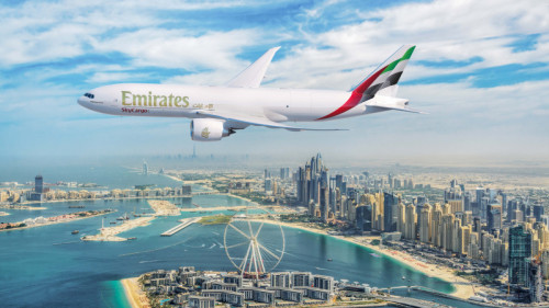 Immagine Emirates rafforza la flotta cargo: ordinati altri 5 Boeing 777