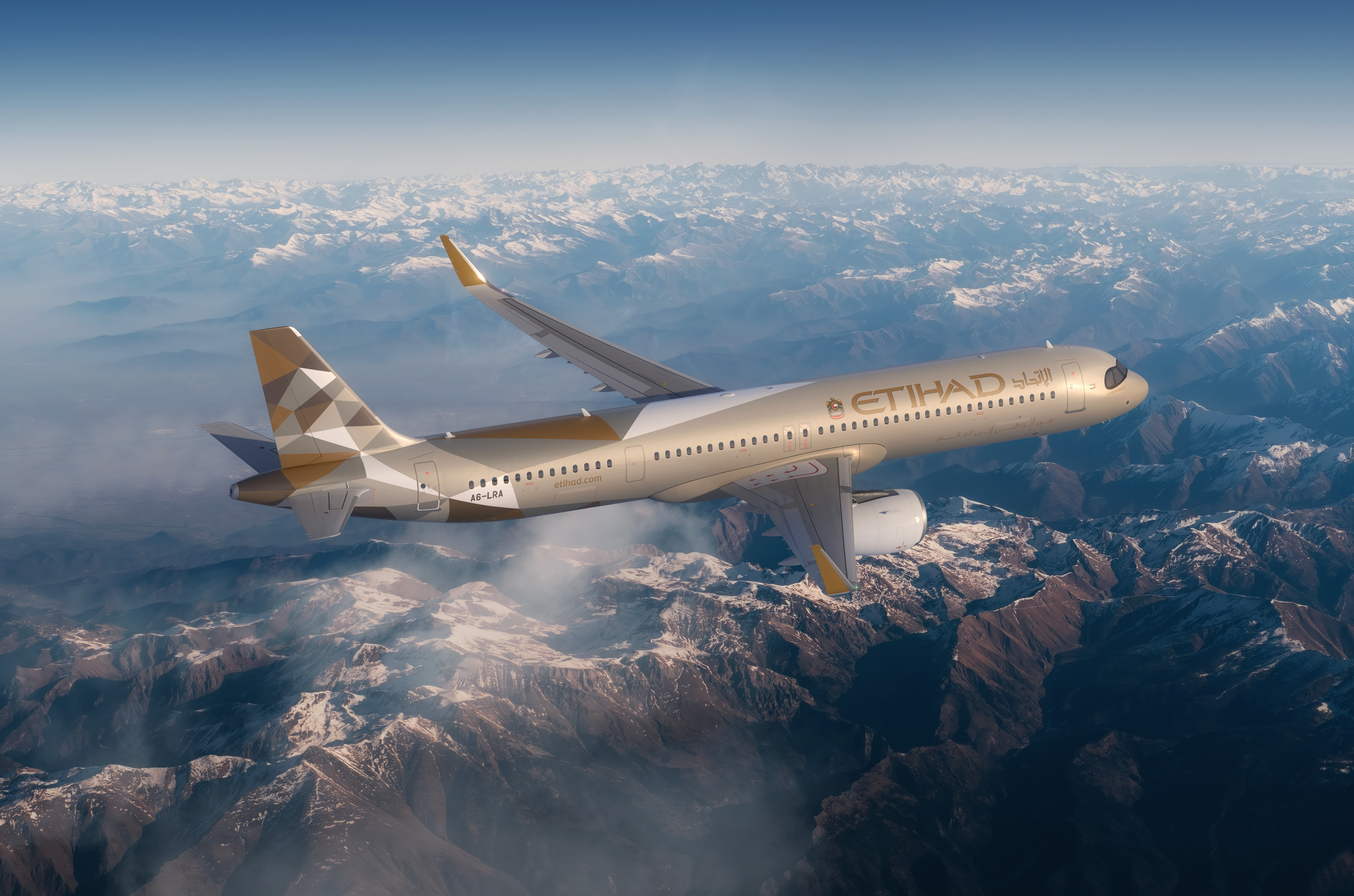Immagine di sfondo della pagina Etihad Airways rivoluziona i voli a corto e medio raggio con il nuovo Airbus A321LR: lusso First class e innovazione al servizio degli ospiti