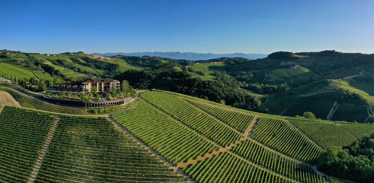 Immagine di sfondo della pagina Il Boscareto Resort & SPA entra a far parte di Small Luxury Hotels of the World™