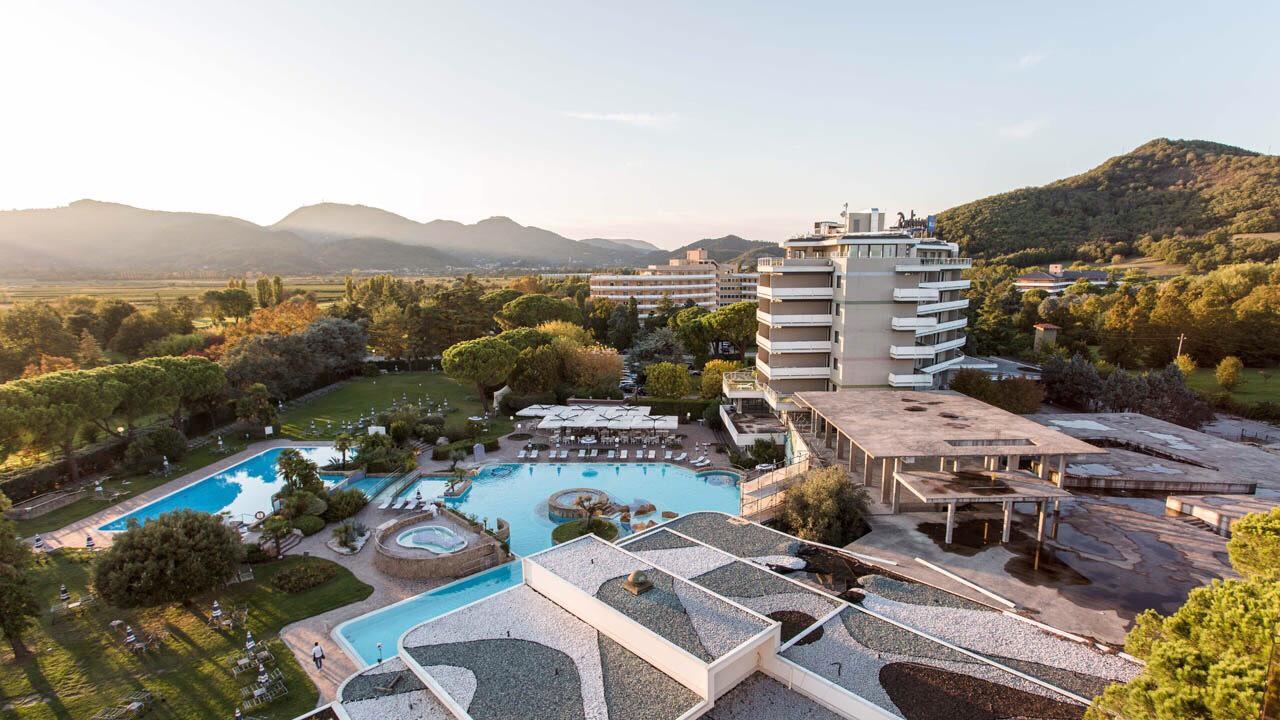 Immagine di sfondo della pagina Galzignano Terme SPA & Golf Resort va all’asta