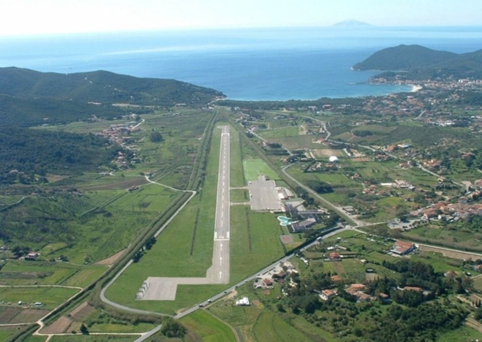 Immagine di sfondo della pagina Più voli, più turismo: l’Aeroporto dell’Elba si rilancia con Toscana Aeroporti