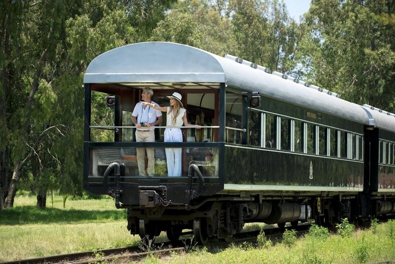 Immagine di sfondo della pagina Rovos Rail,  viaggio in Sud Africa 