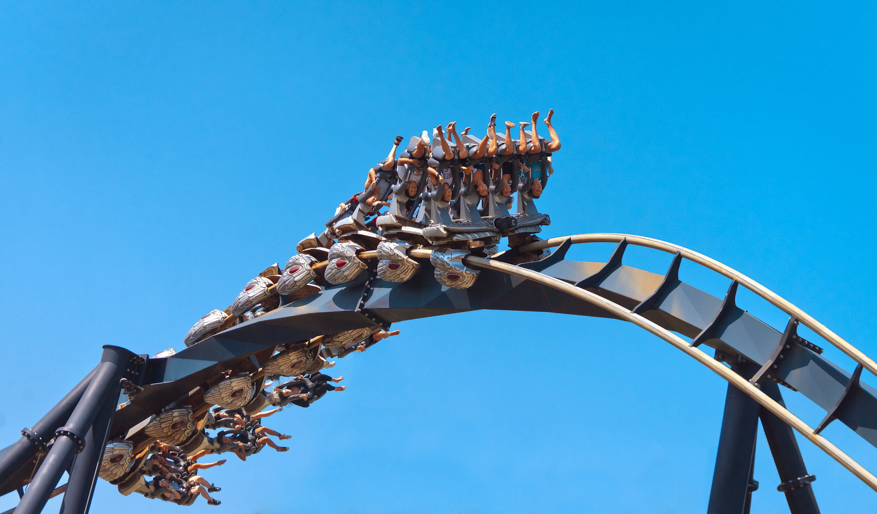 Immagine Mirabilandia riapre: al via la stagione 2026 tra show e grandi novità