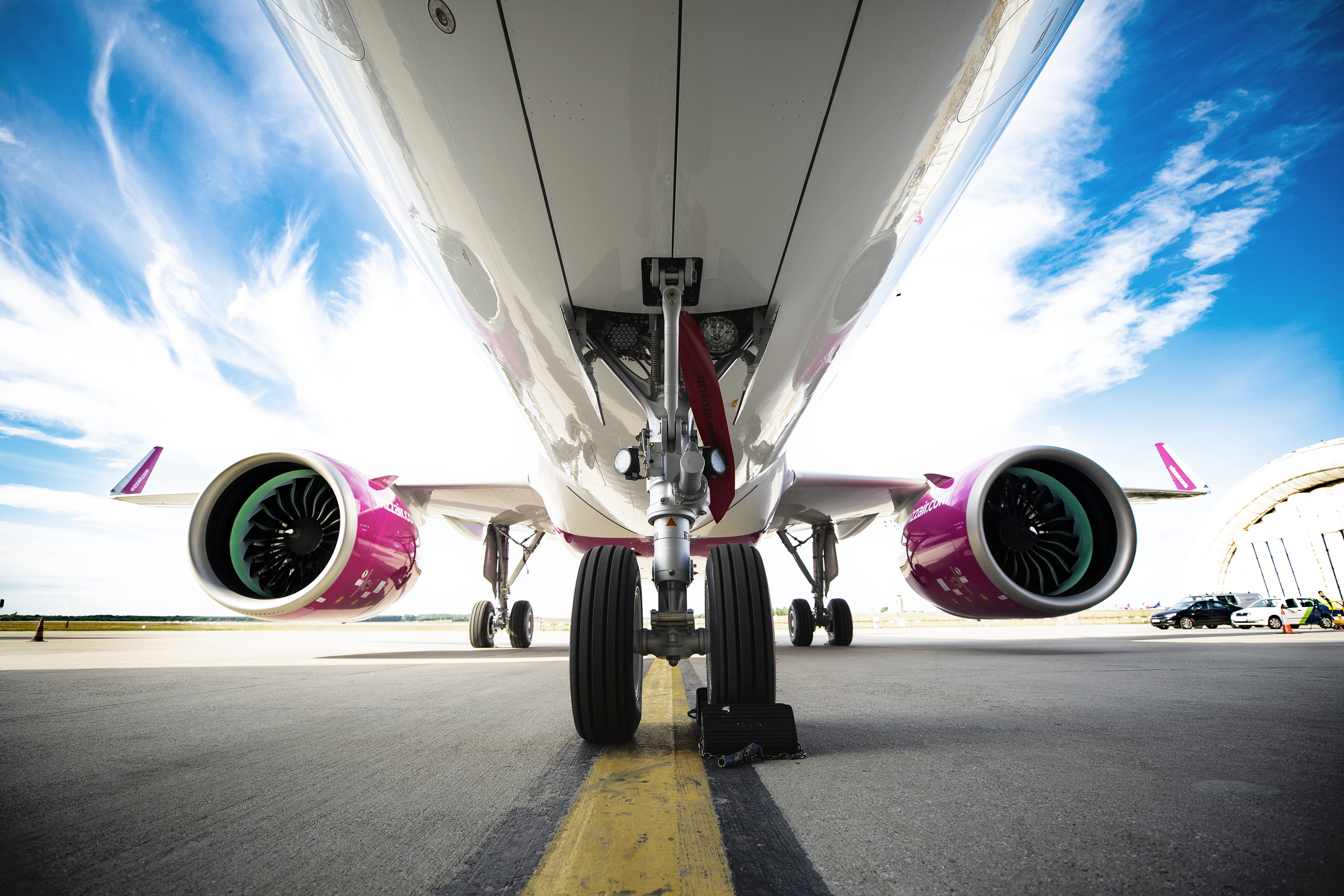 Immagine di sfondo della pagina Wizz Air decolla da Pisa verso Katowice: nuova rotta per la Polonia