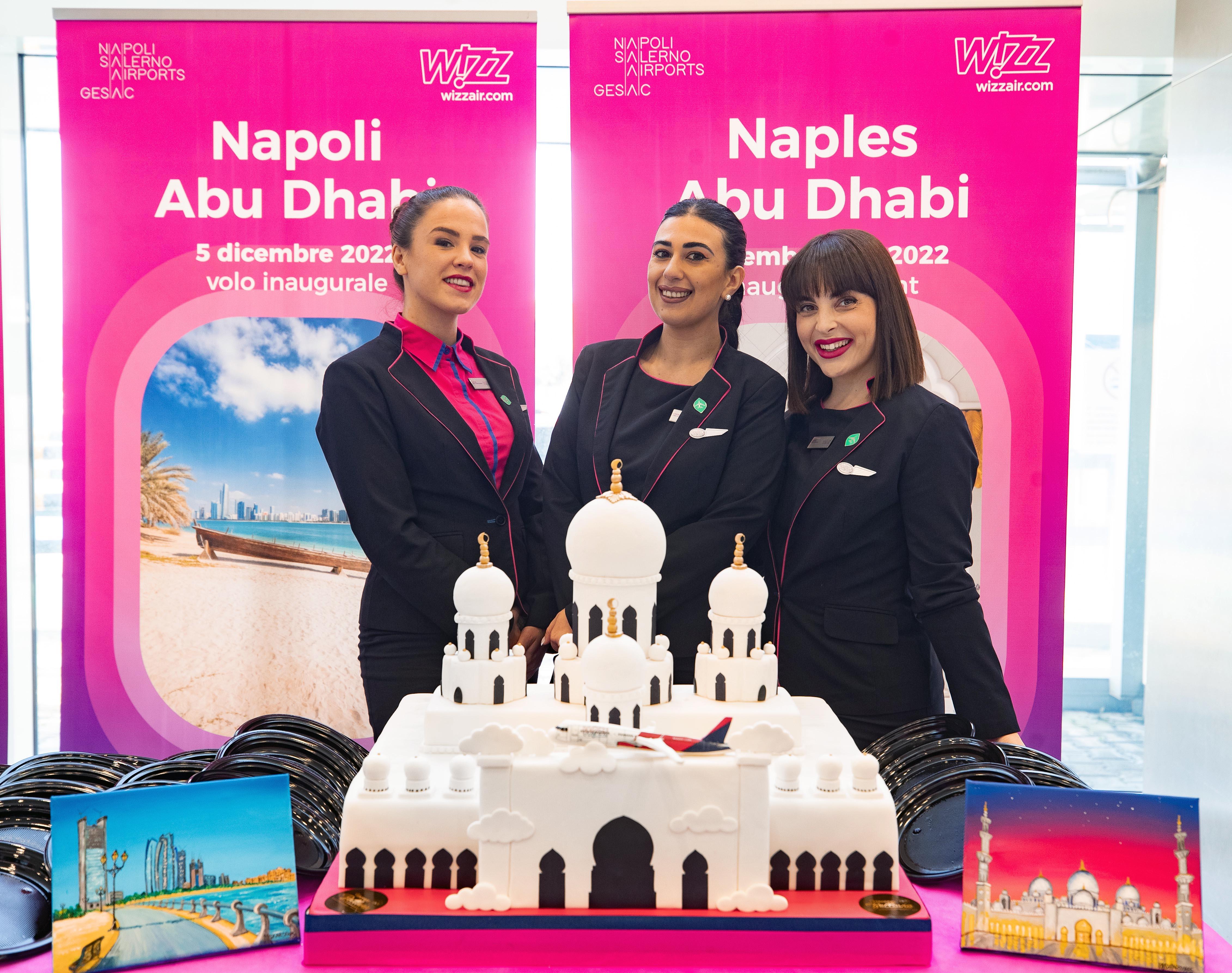 Immagine di sfondo della pagina Wizz Air: decollato il Napoli - Abu Dhabi