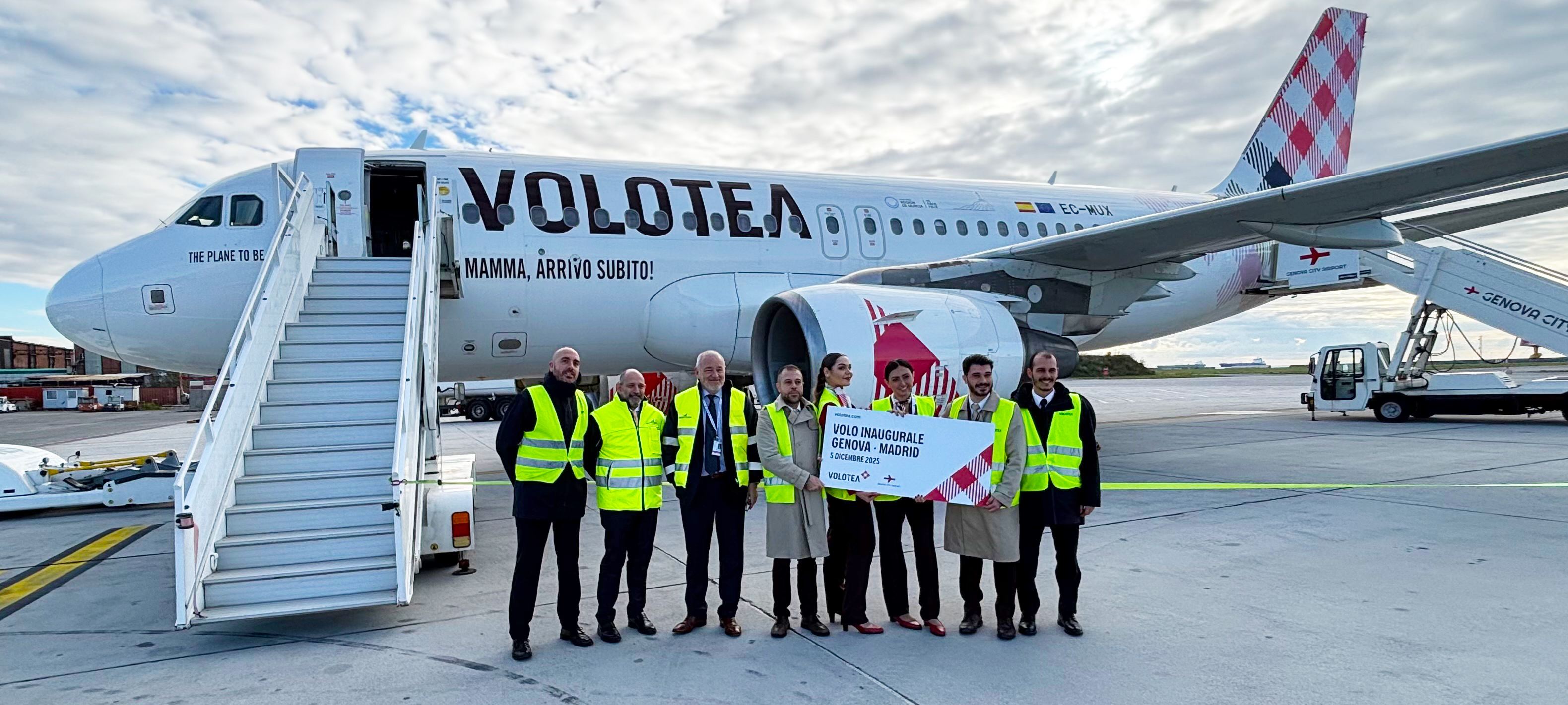 Immagine Volotea decolla da Genova: inaugurato il nuovo volo diretto per Madrid