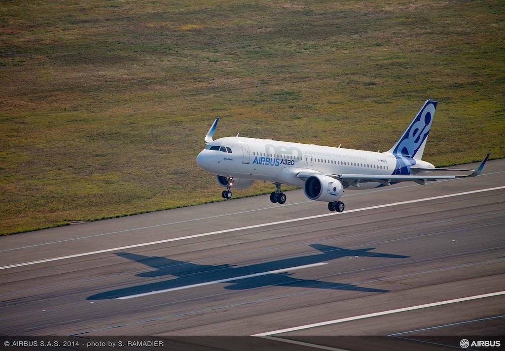 Immagine di sfondo della pagina Airbus apre la Flight Academy