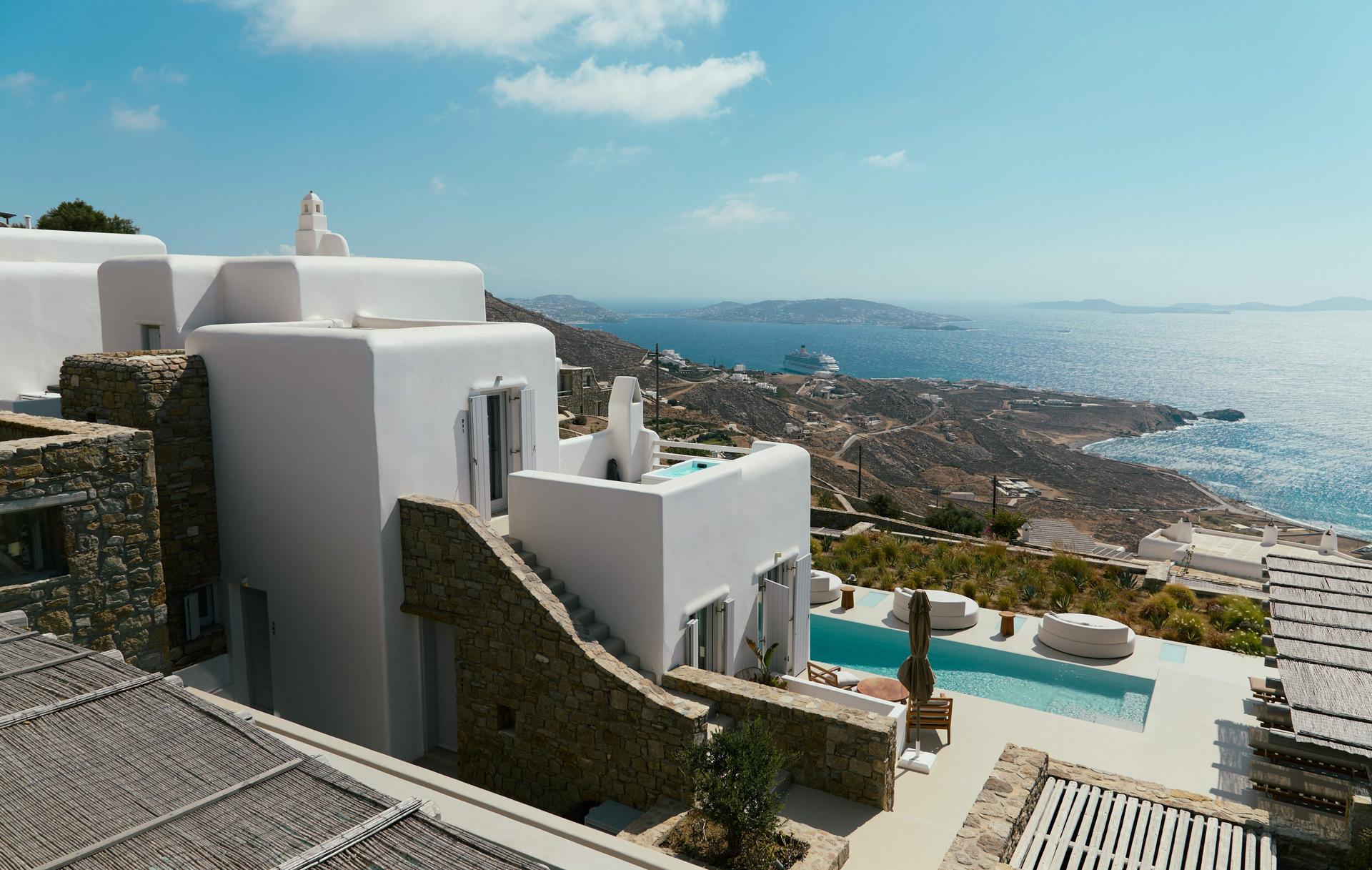 Immagine Collini Hotels debutta a Mykonos: apertura a maggio 2026 nella baia di Fanari