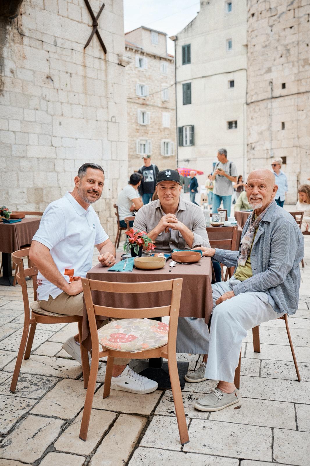 Immagine John Malkovich racconta il fascino della Croazia nel nuovo video dell’Ente Nazionale Croato per il Turismo