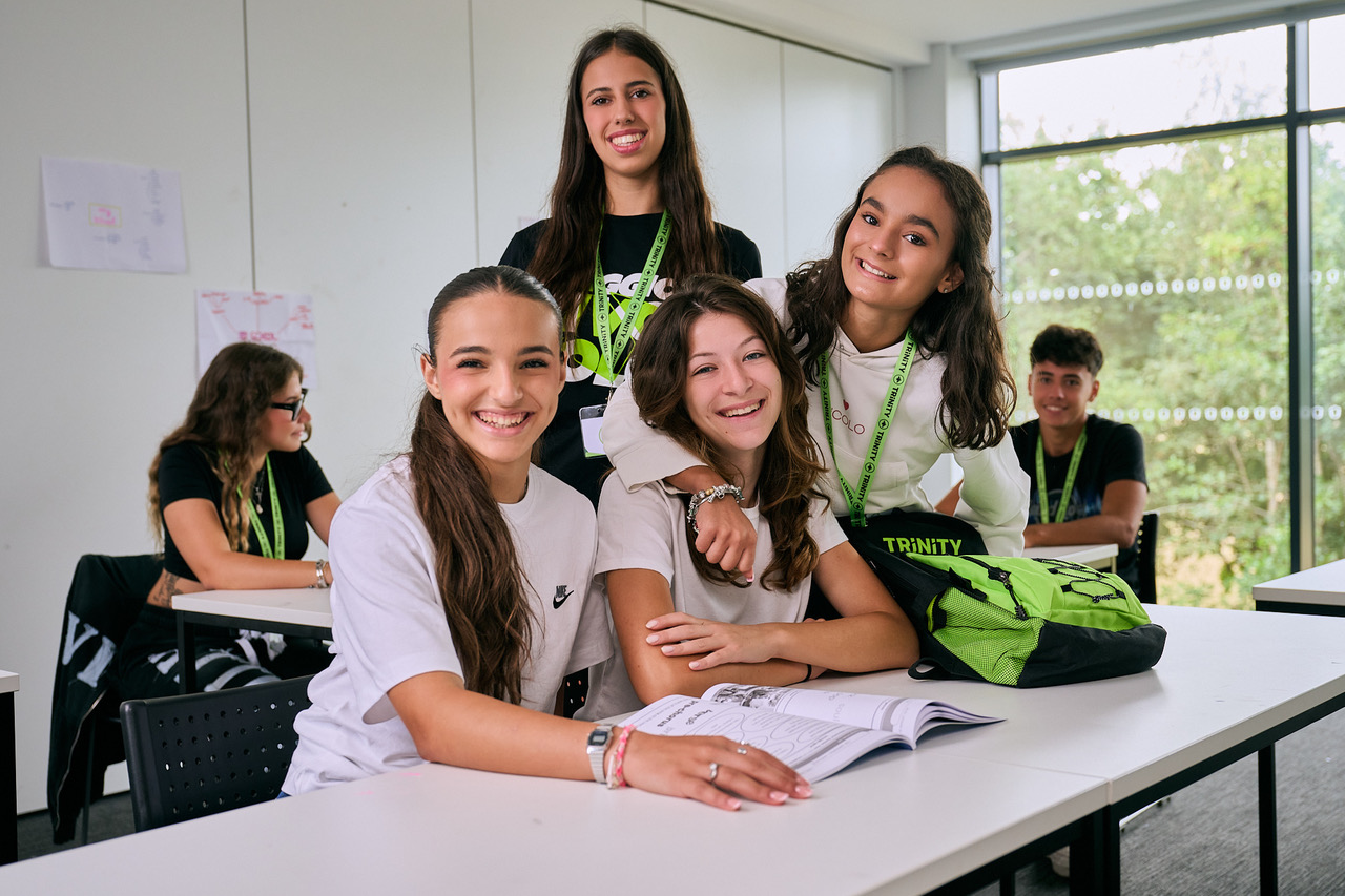 Immagine di sfondo della pagina Trinity ViaggiStudio apre le porte al futuro: tre eventi per studenti e docenti a settembre