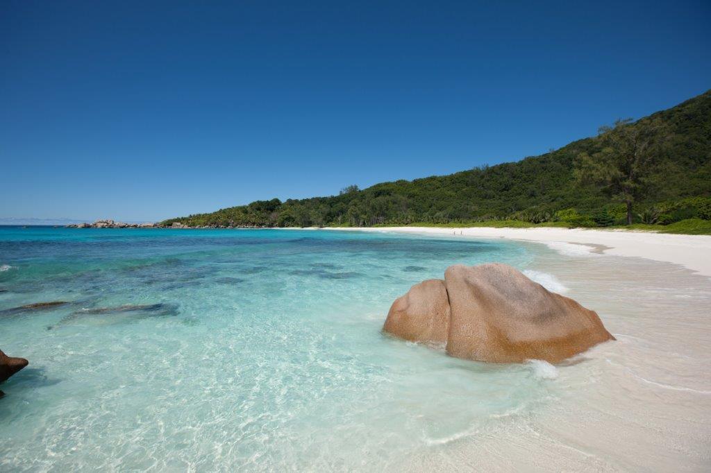 Immagine di sfondo della pagina Seychelles, regole più stringenti per gli italiani
