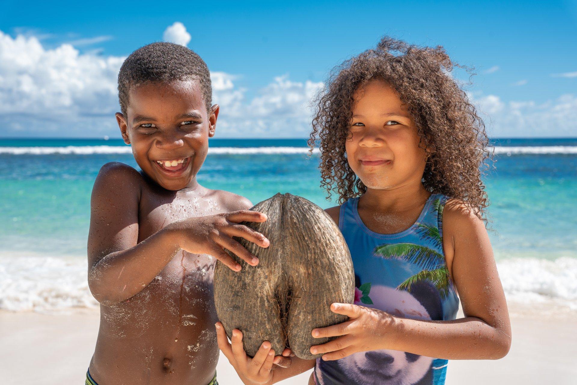 Immagine di sfondo della pagina Seychelles, riflettori sul target famiglia
