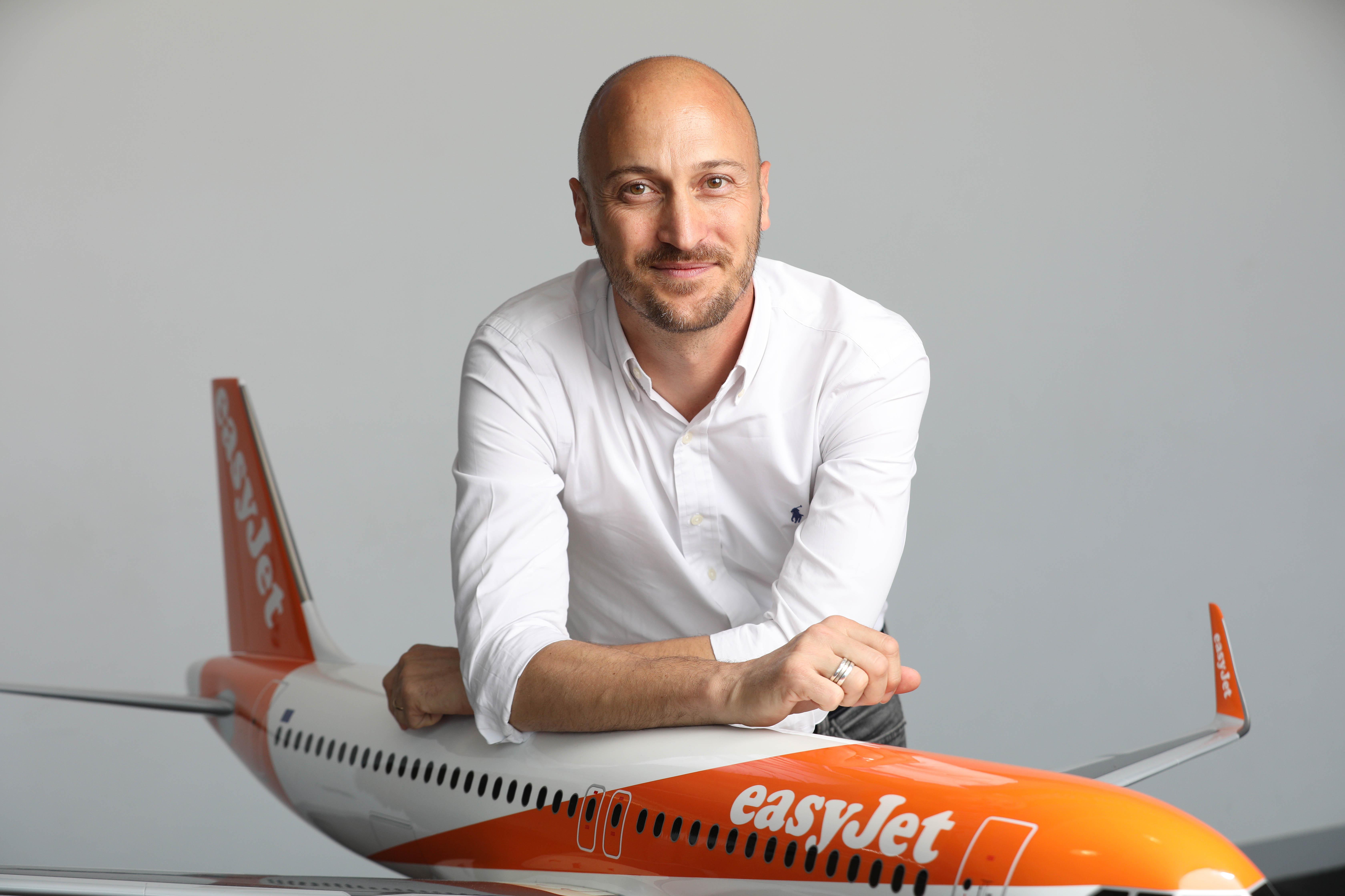 Immagine di sfondo della pagina easyJet fa rotta su Orio al Serio