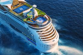 Immagine di sfondo della pagina Il calendario 2021 di Royal Caribbean