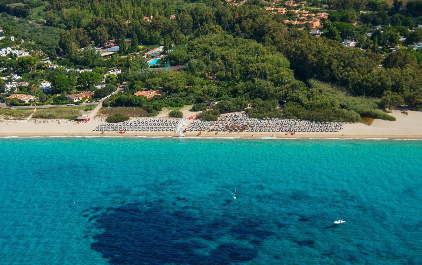 Immagine di sfondo della pagina Bluserena Hotels & Resorts rivoluziona le vacanze: arriva l’Inclusive Made in Italy