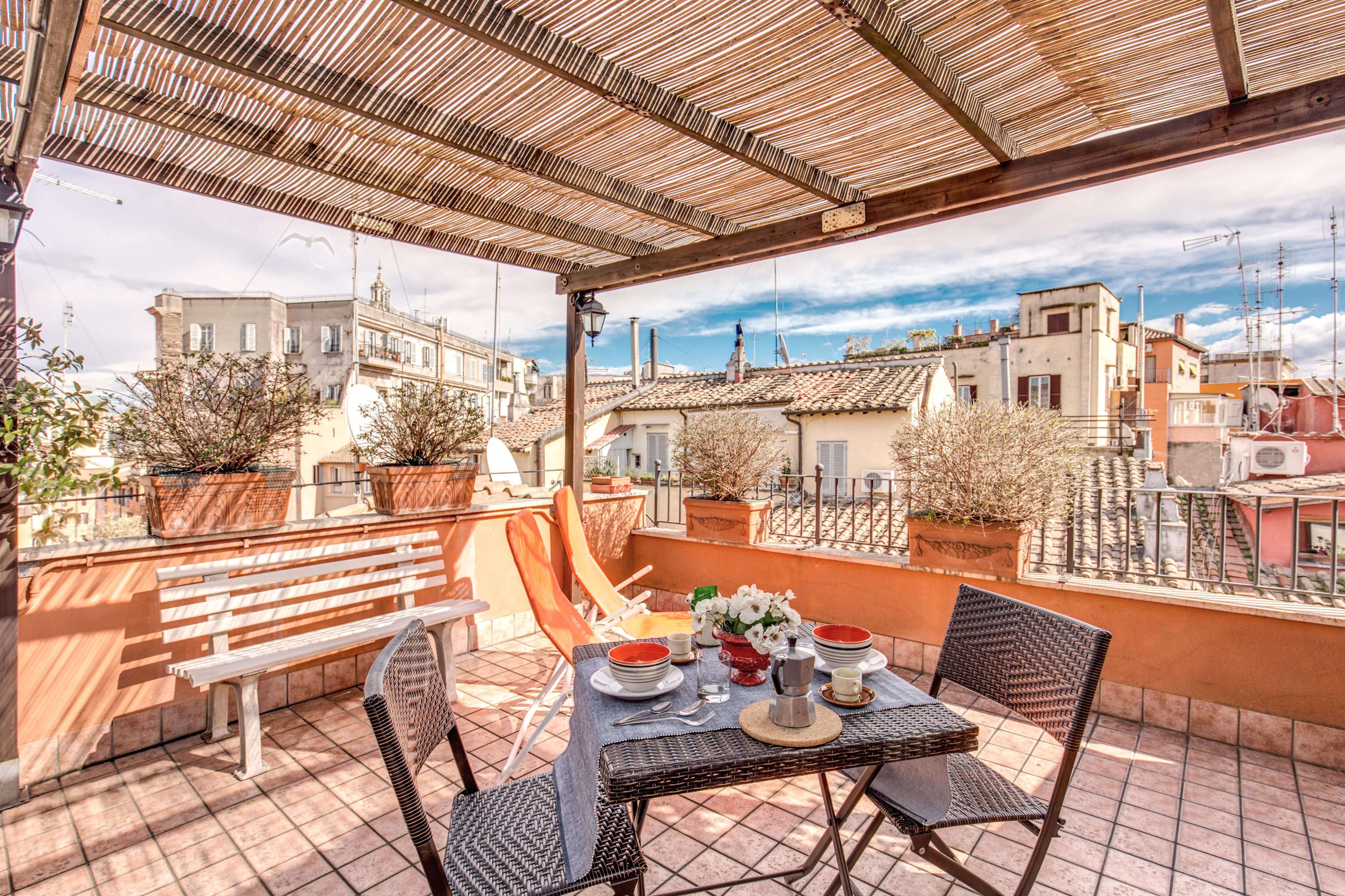 Immagine di sfondo della pagina Airbnb: case e ville con piscina per la summer 2020