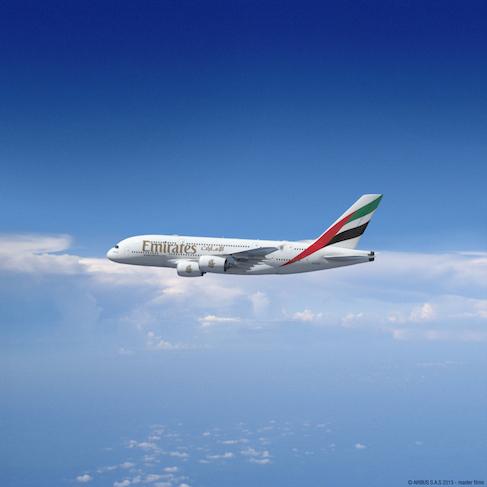 Immagine di sfondo della pagina Emirates ripristinerà il terzo volo giornaliero tra Roma e Dubai