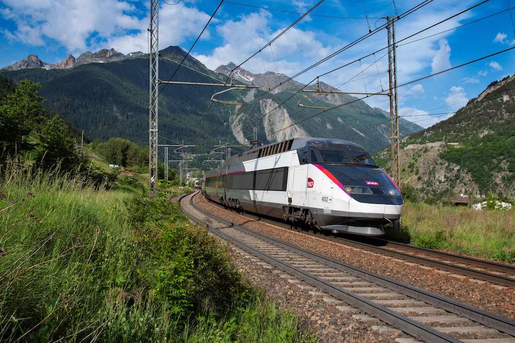 Immagine di sfondo della pagina Parigi più vicina e sostenibile: promozione TGV INOUI per l’autunno-inverno