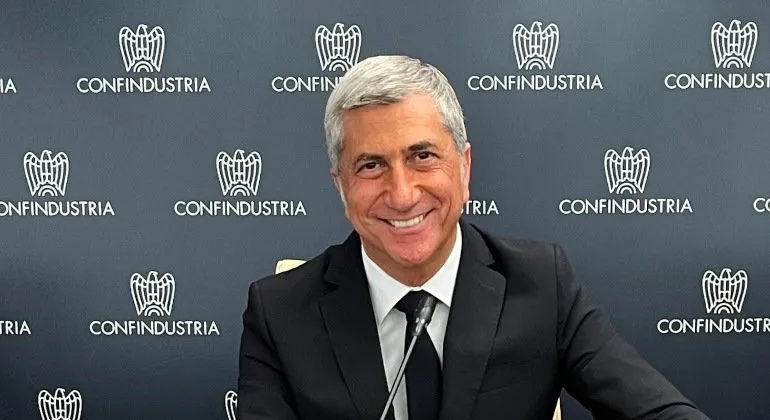 Immagine Astoi sulla Direttiva Pacchetti: "Delitto perfetto"