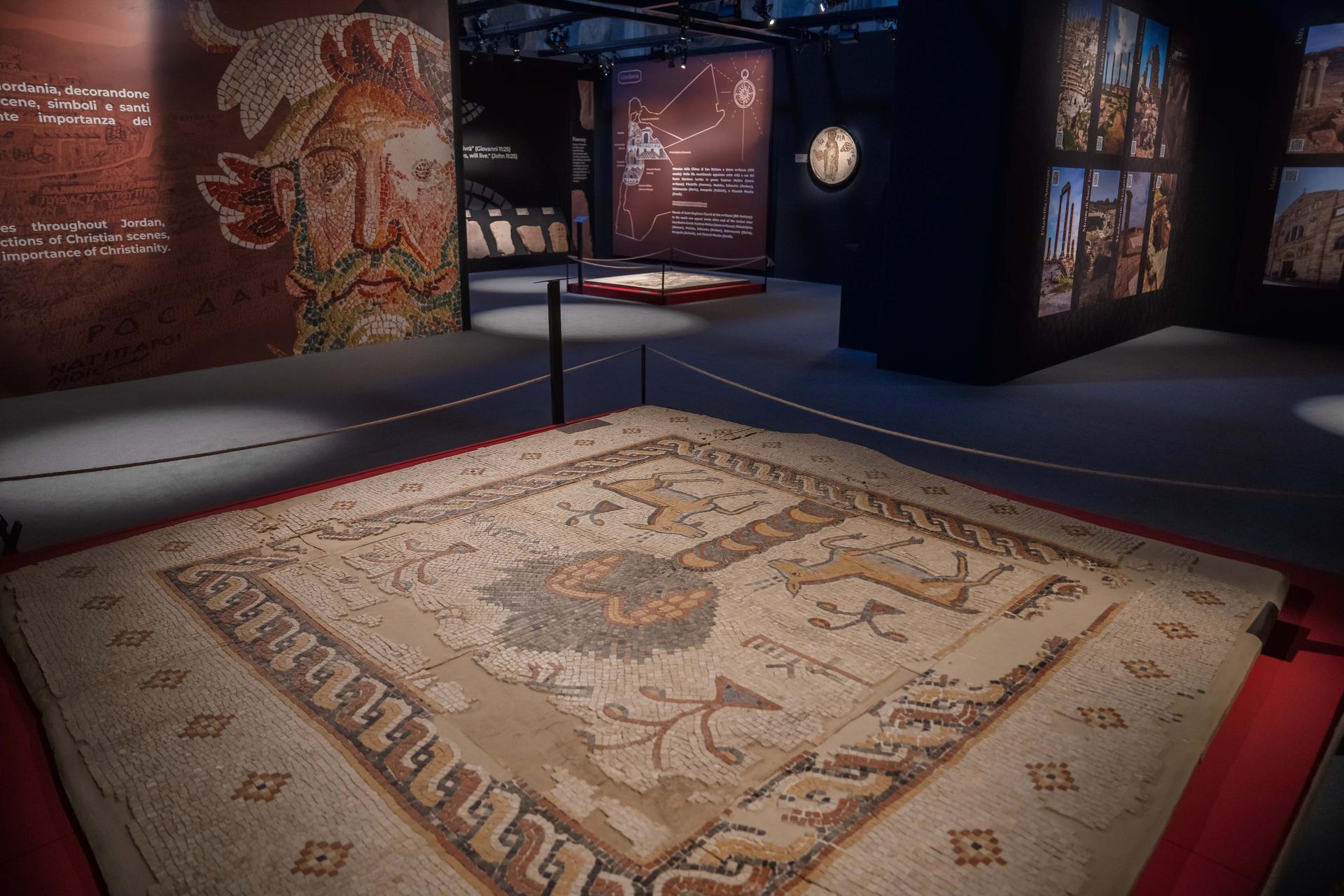Immagine di sfondo della pagina Assisi ospita la mostra “Giordania: alba del cristianesimo”