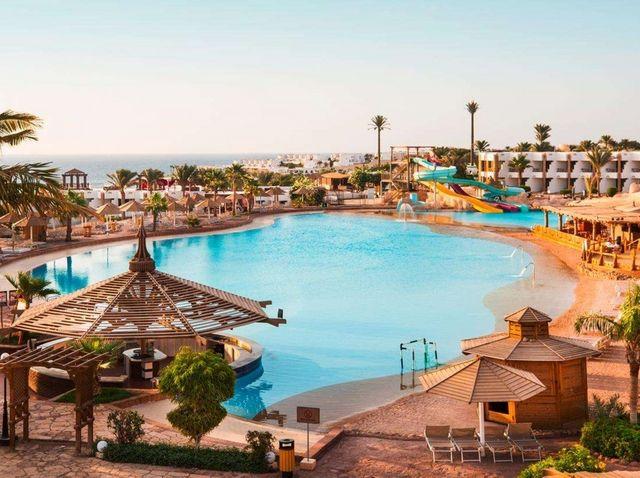 Immagine di sfondo della pagina Turisanda, nuova struttura a Sharm el Sheikh