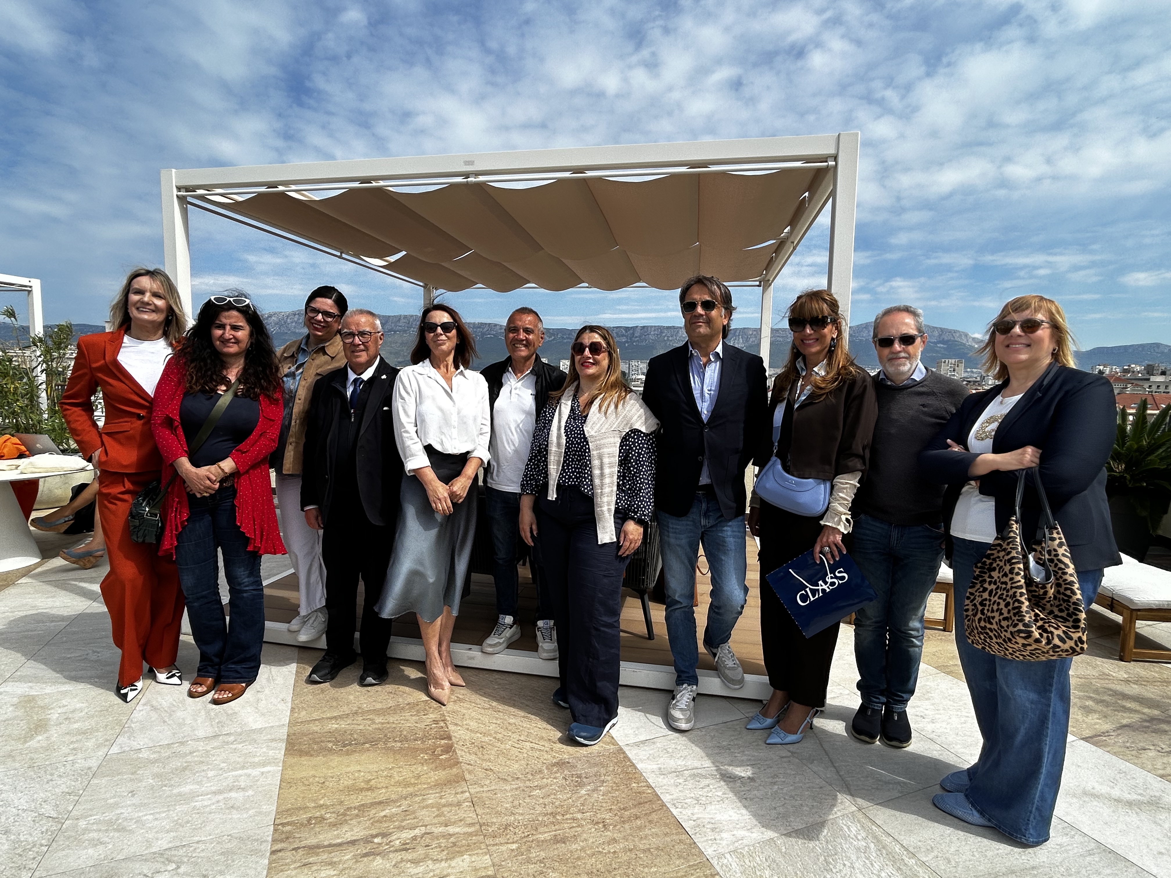 Immagine di sfondo della pagina Italia-Croazia, un ponte sul mare: il fam trip che racconta la Dalmazia