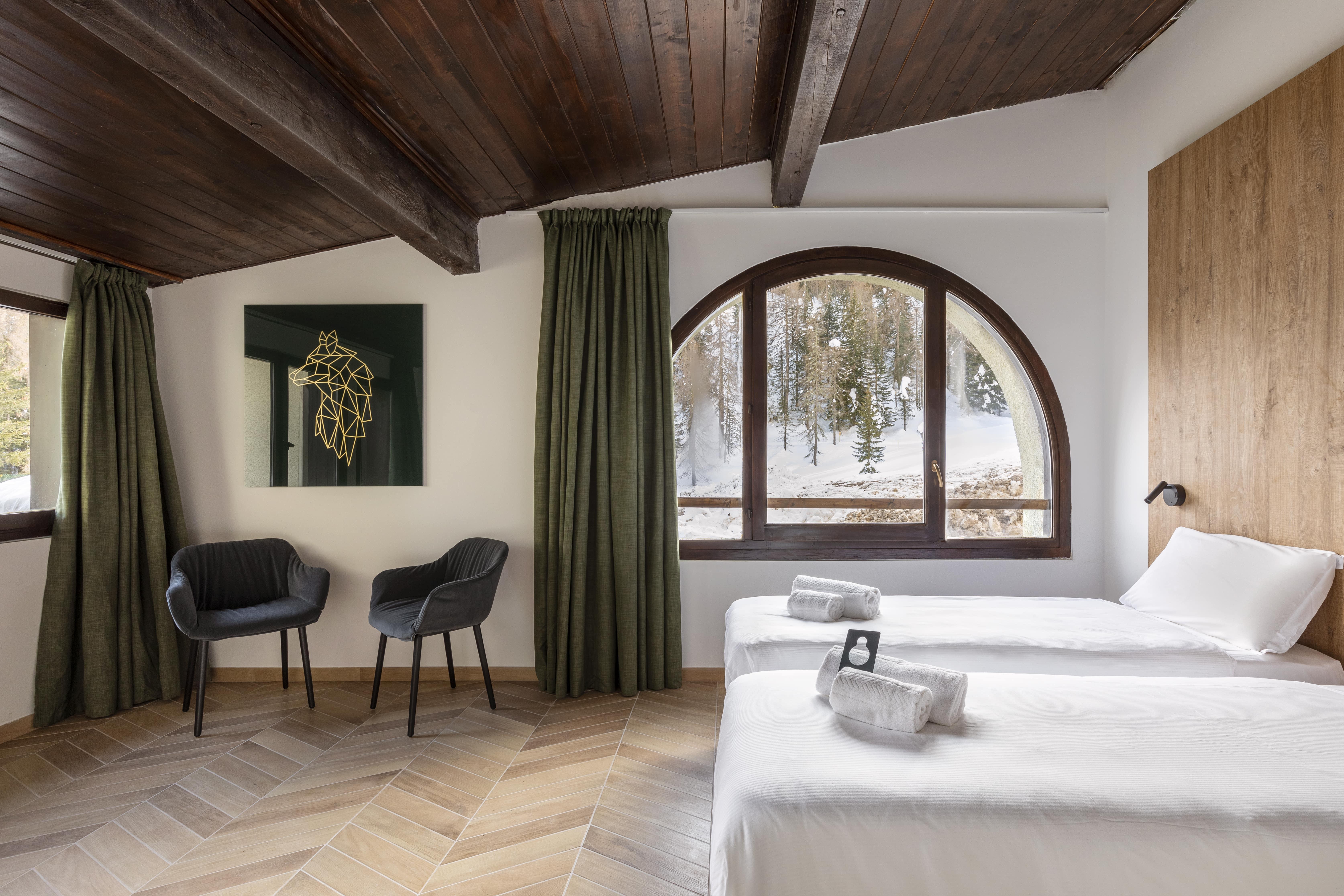 Immagine di sfondo della pagina B&B Hotels, nuova struttura a Cortina