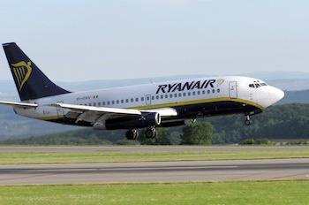 Immagine di sfondo della pagina Ryanair, promozioni con Hertz