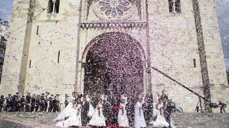 Immagine di sfondo della pagina Lisbona in festa: a giugno la città si accende per Sant’Antonio
