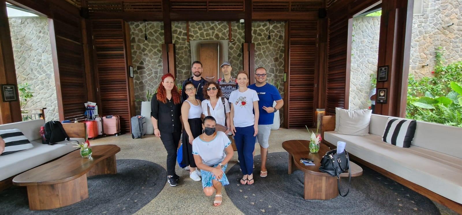 Immagine di sfondo della pagina Easy Market alle Seychelles: la voce delle adv