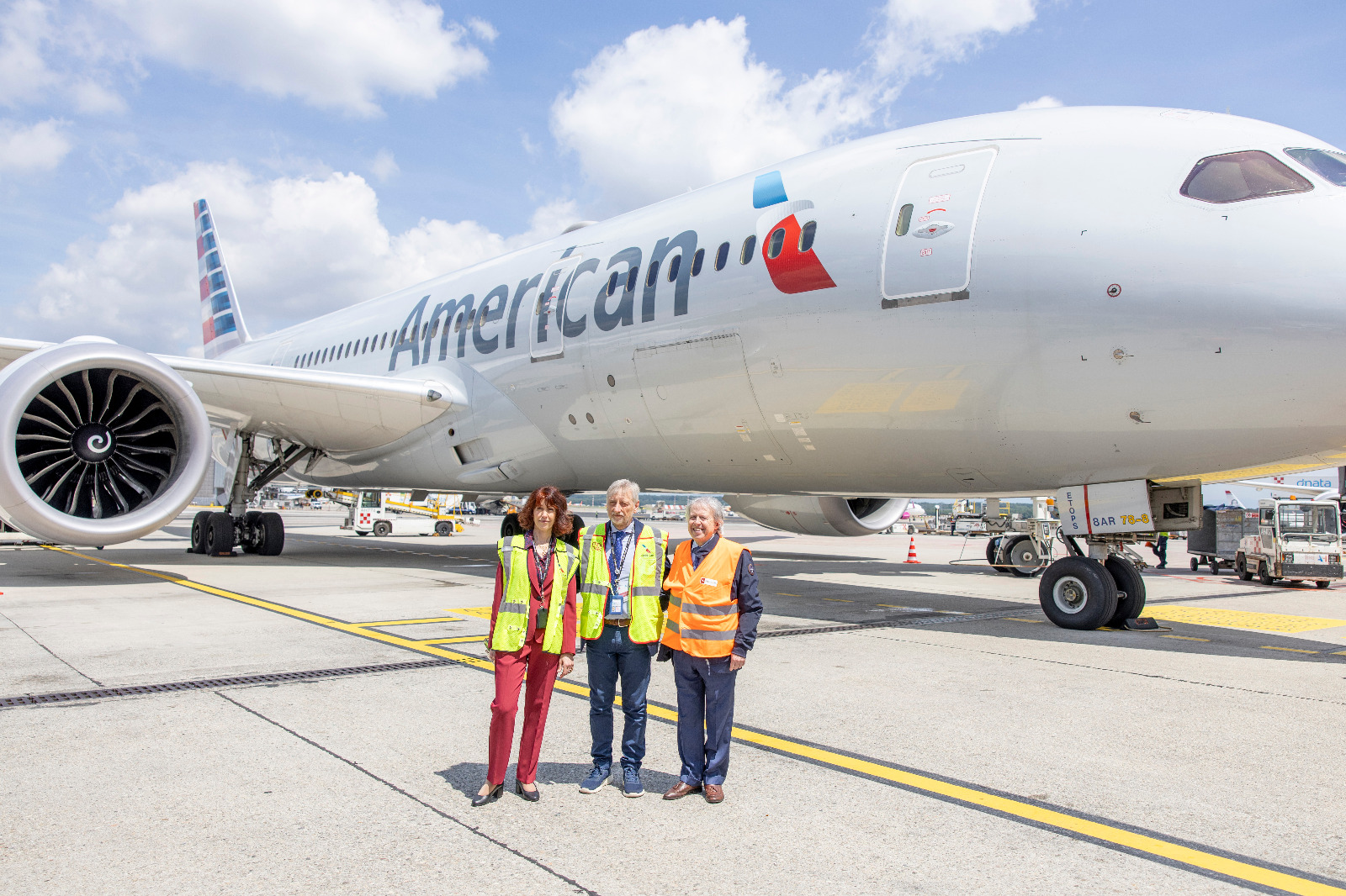 Immagine di sfondo della pagina American Airlines e SEA annunciano il nuovo volo diretto tra Milano e Philadephia