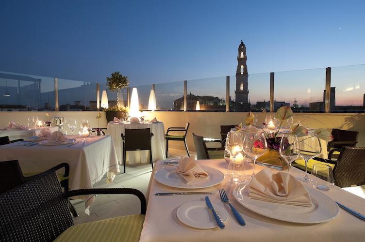 Immagine di sfondo della pagina Vestas Hotels: " Salento al top "