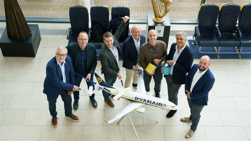 Immagine di sfondo della pagina Ryanair rinnova l’accordo con MAAS Aviation fino al 2035: verniciati 500 aerei in dieci anni