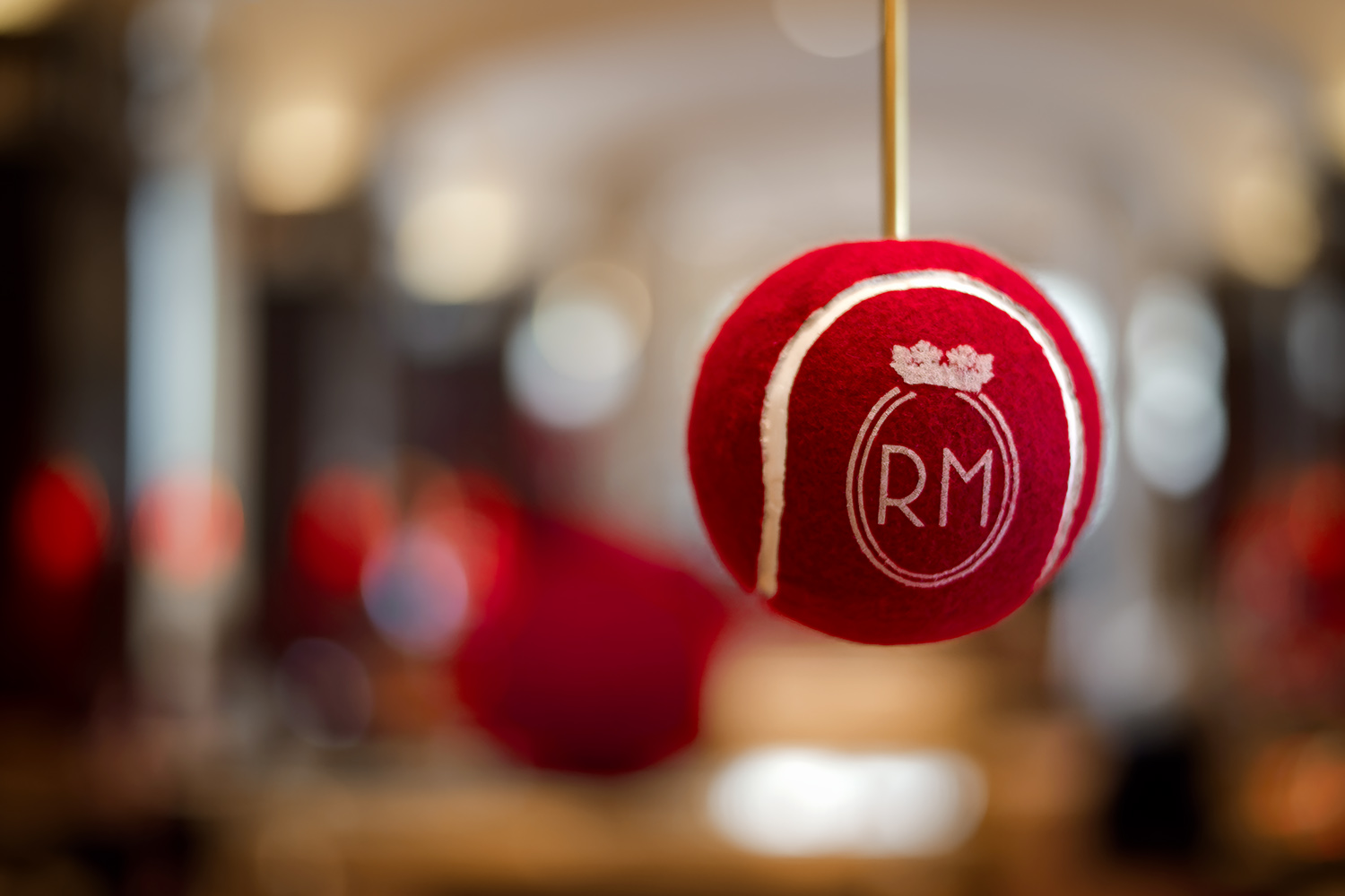 Immagine di sfondo della pagina Le Royal Monceau Raffles Paris lancia “Royal Tennis” per Roland-Garros