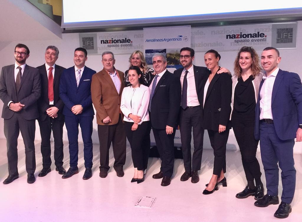 Immagine di sfondo della pagina Aerolineas Argentinas rafforza intesa con Alitalia