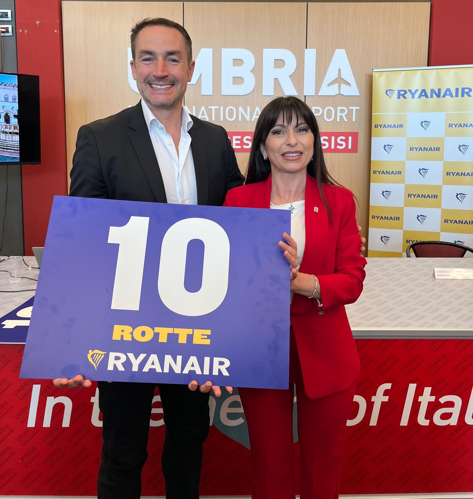 Immagine di sfondo della pagina Ryanair rilancia su Perugia: nuove rotte e 300 posti di lavoro entro tre anni