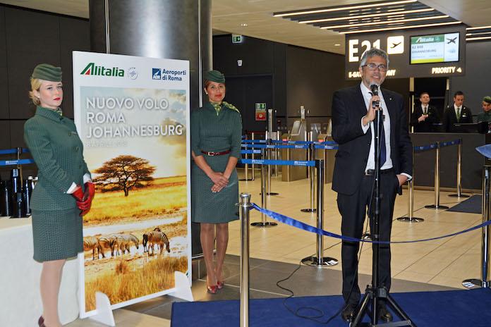 Immagine di sfondo della pagina Alitalia, al via il Roma Johannesburg