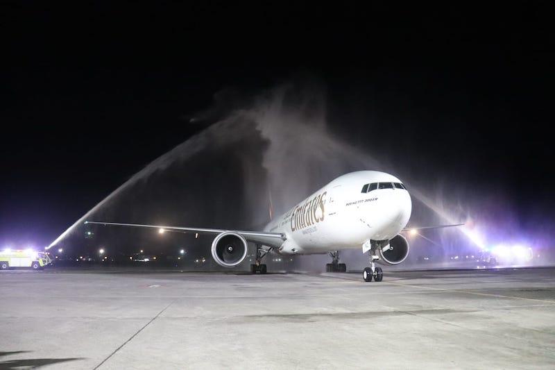 Immagine di sfondo della pagina Emirates torna a volare a Bali