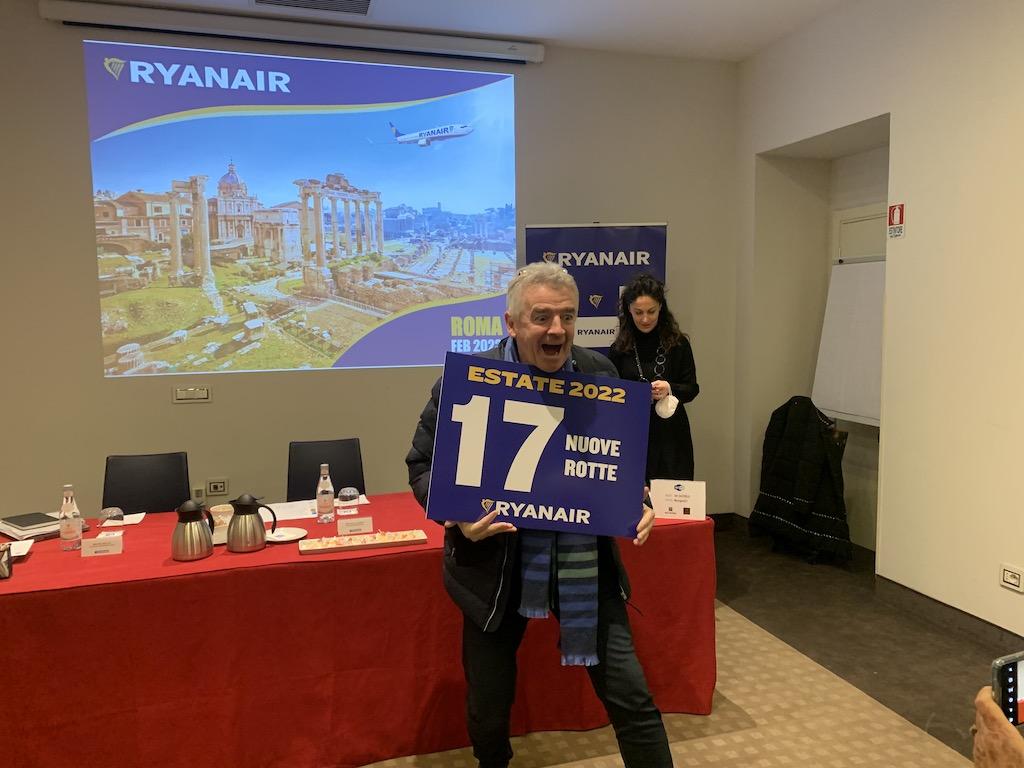 Immagine di sfondo della pagina Ryanair su Roma: 17 nuove rotte per la summer